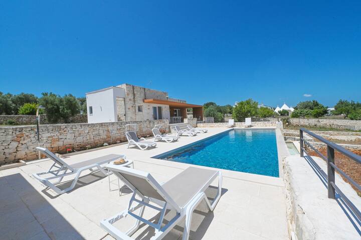 Villa Antares con Piscina gallery image 4