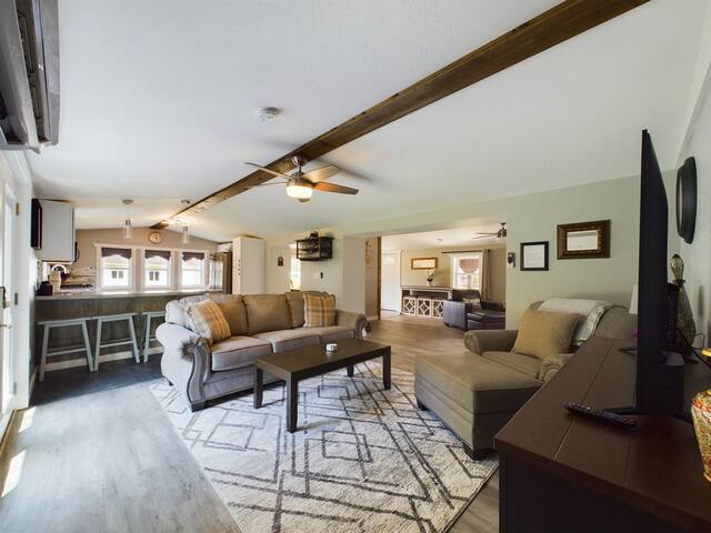 Pictured Rocks Real Estate managed Airbnb listing 1