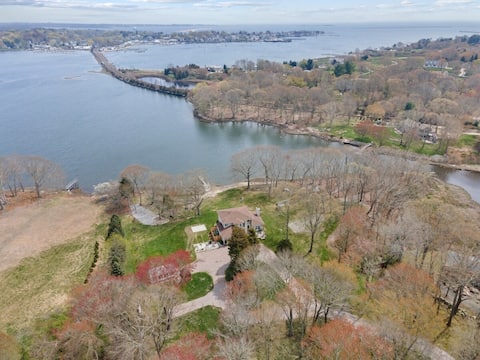 Chateau Stonington