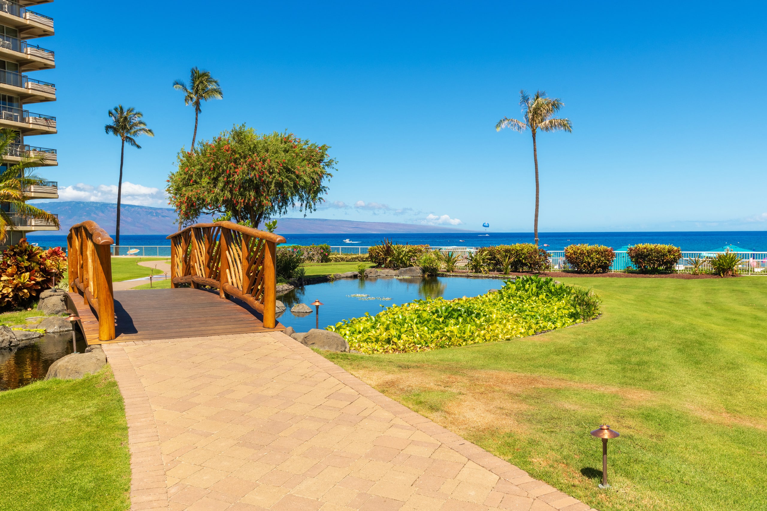 Condo in Lahaina · ★4.0 · 2 bedrooms · 2 beds · 2 baths - Image 42