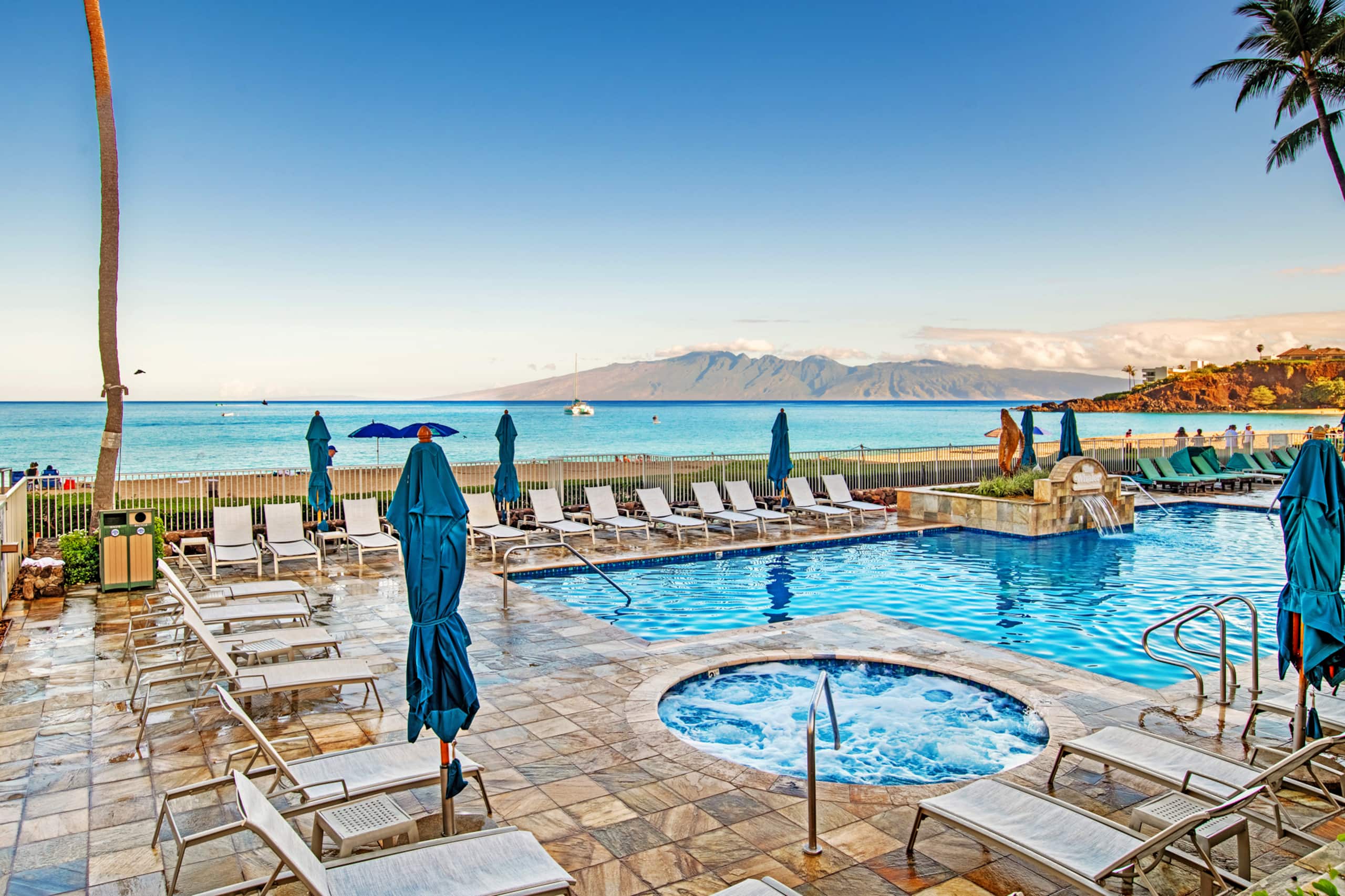 Condo in Lahaina · ★4.0 · 2 bedrooms · 2 beds · 2 baths - Image 43
