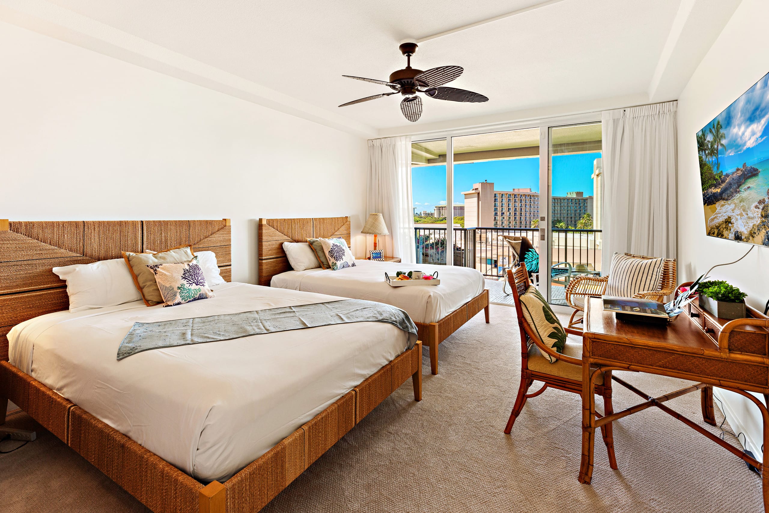 Condo in Lahaina · ★4.0 · 2 bedrooms · 2 beds · 2 baths - Image 13