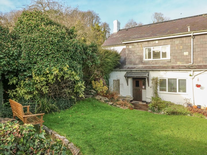 Honeysuckle Cottage - Totnes
