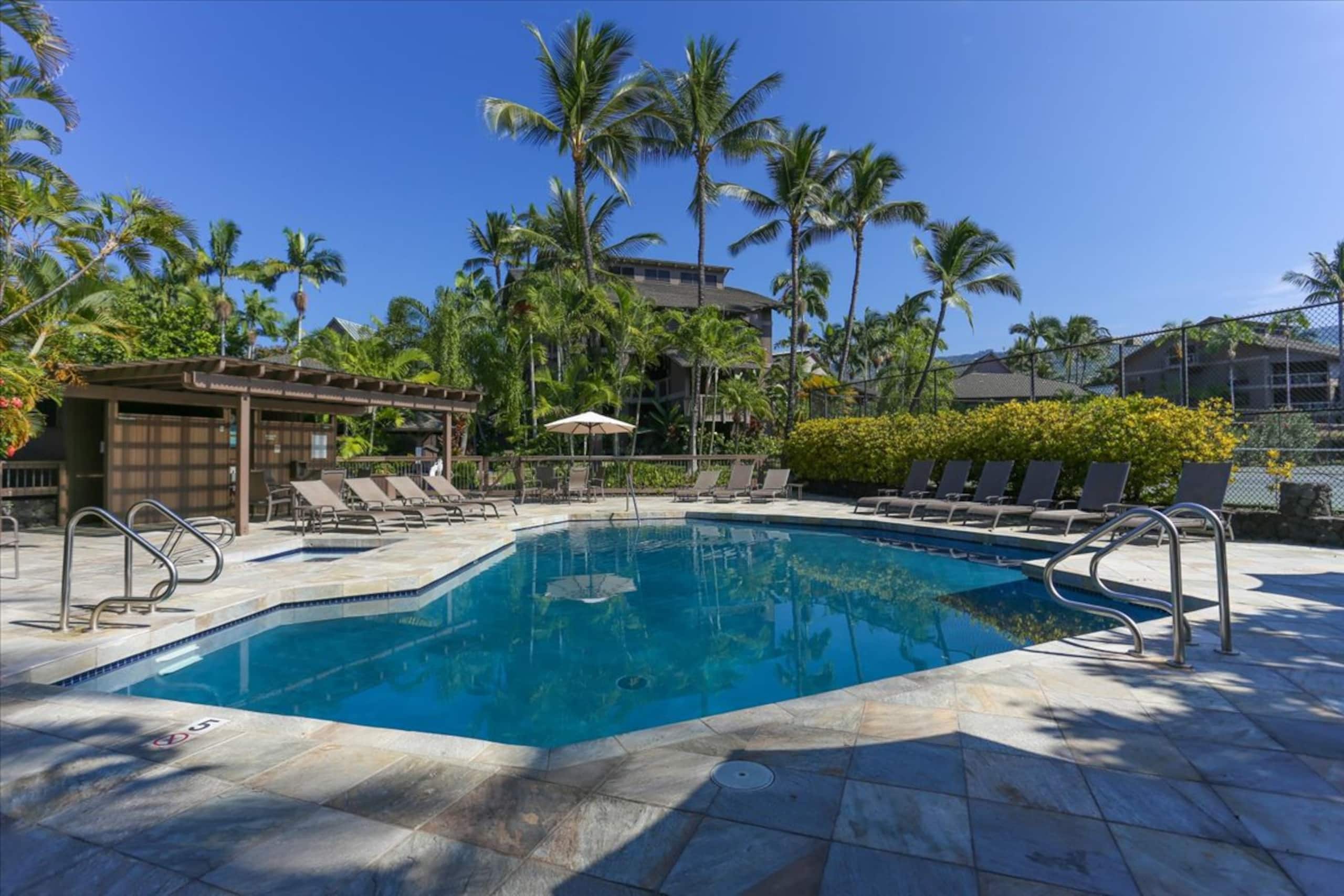 Condo in Kailua-Kona · ★4.86 · 3 bedrooms · 3 beds · 2 baths - Image 33