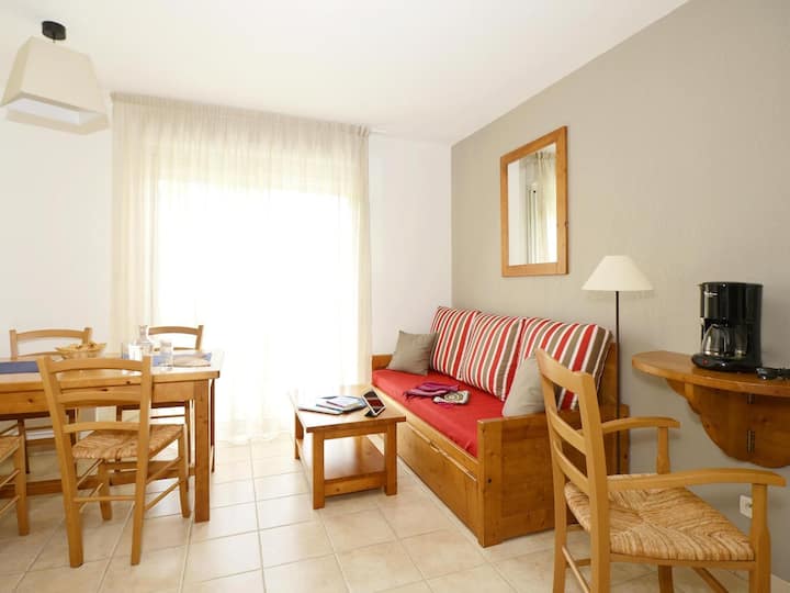 Appartement En France Avec Vue Sur Piscine - Montignac