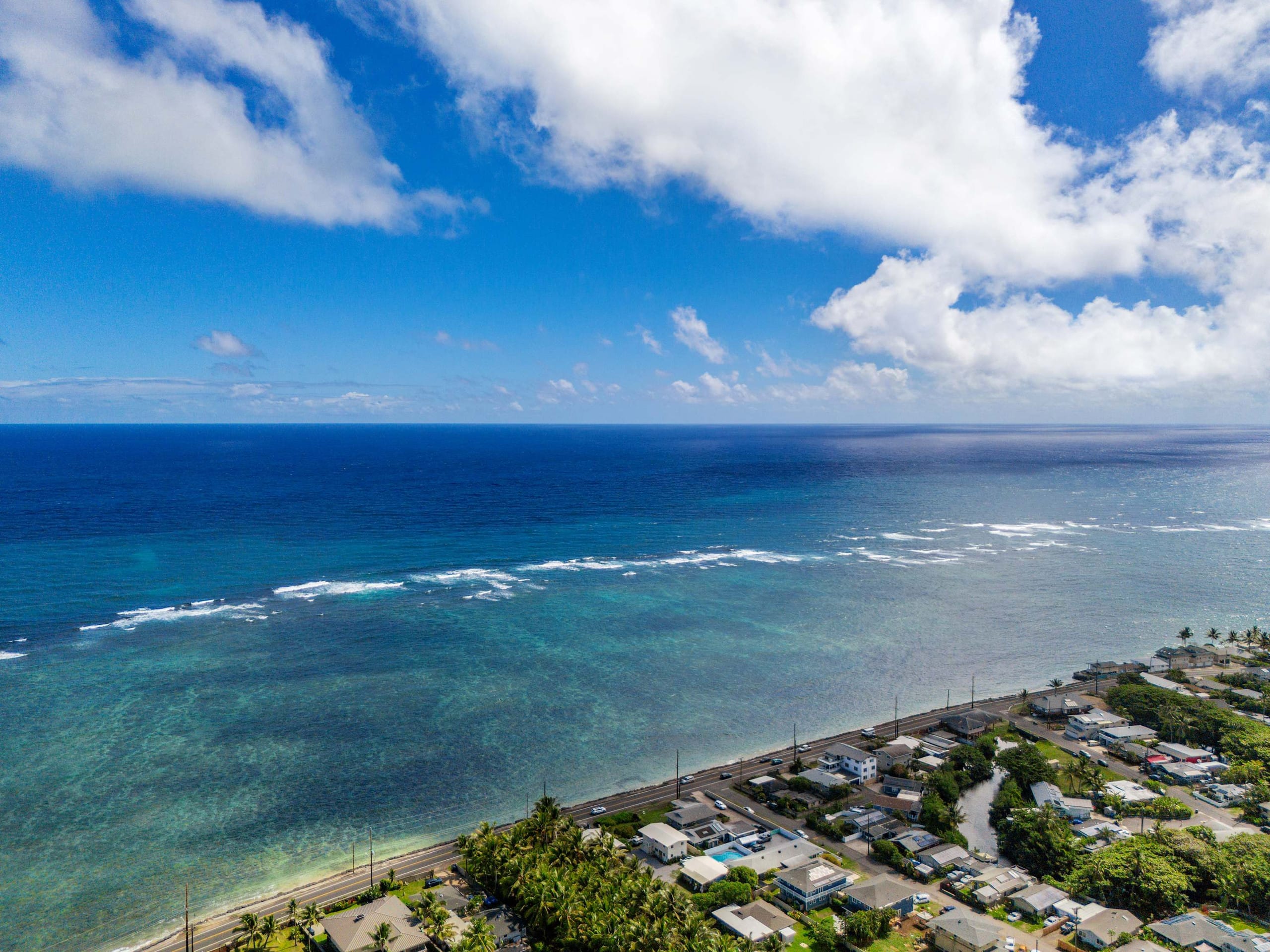Home in Hauula · ★5.0 · 15 bedrooms · 26 beds · 5 private baths - Image 70