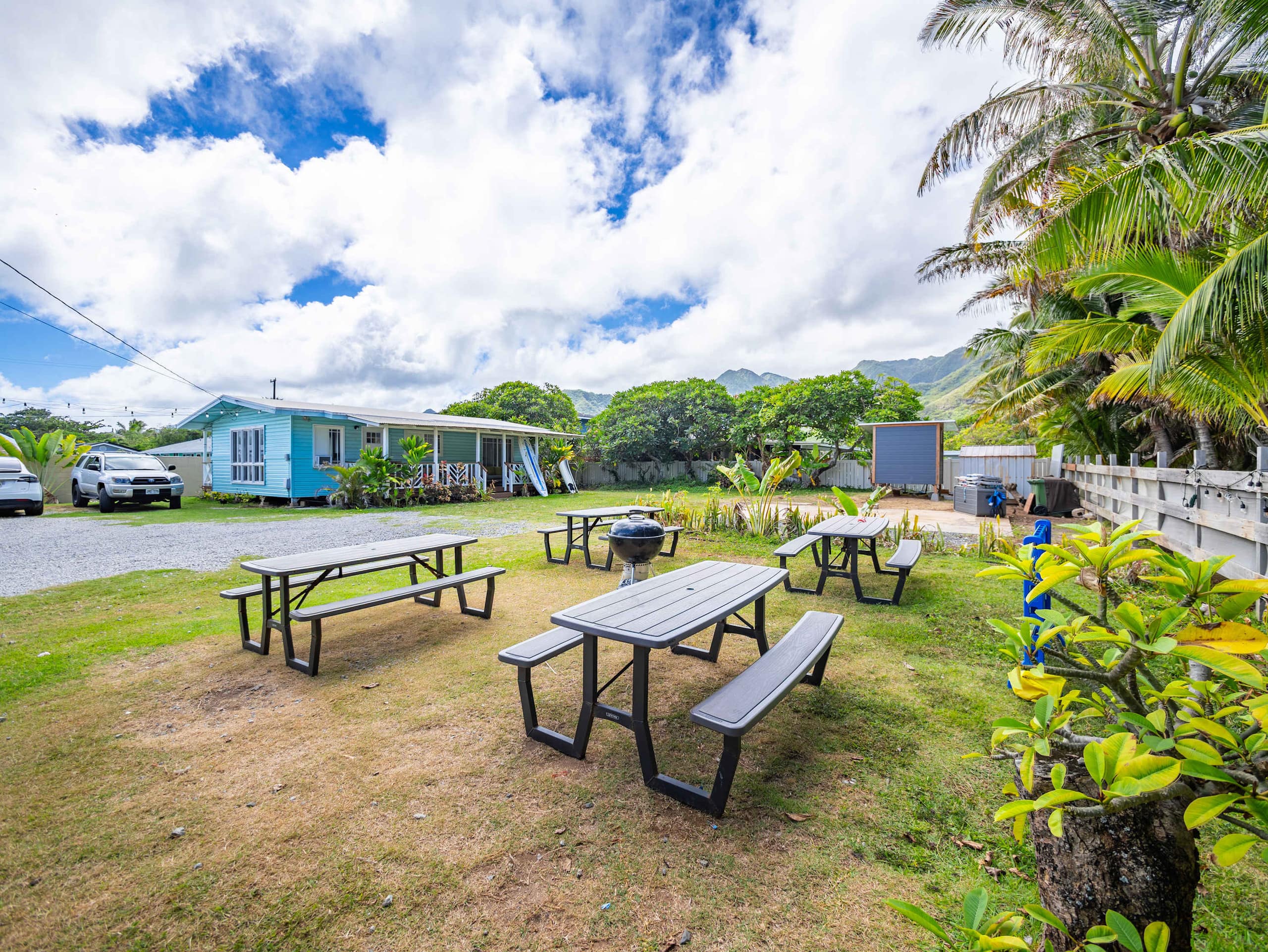 Home in Hauula · ★5.0 · 15 bedrooms · 26 beds · 5 private baths - Image 73