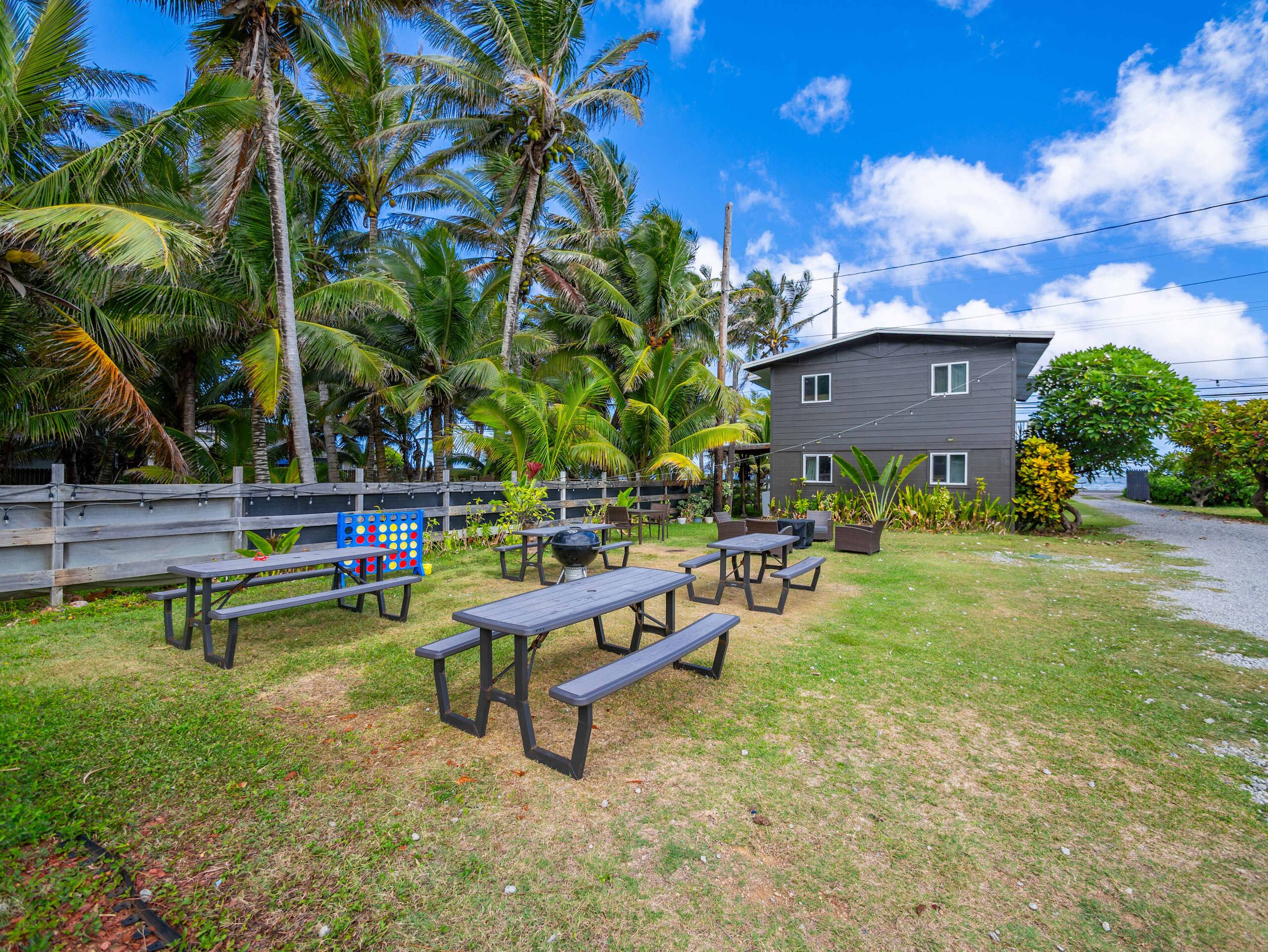 Home in Hauula · ★5.0 · 15 bedrooms · 26 beds · 5 private baths - Image 74