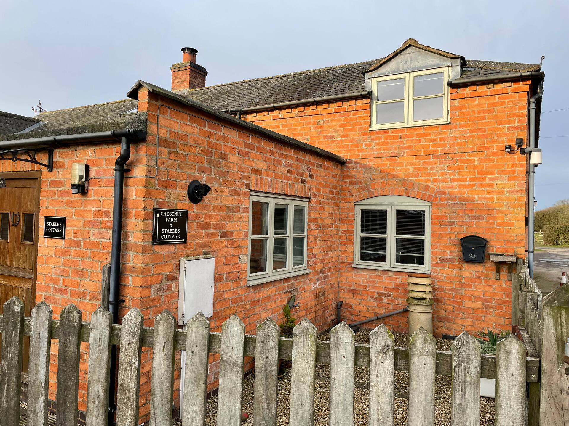 Stables Cottage — photo 2
