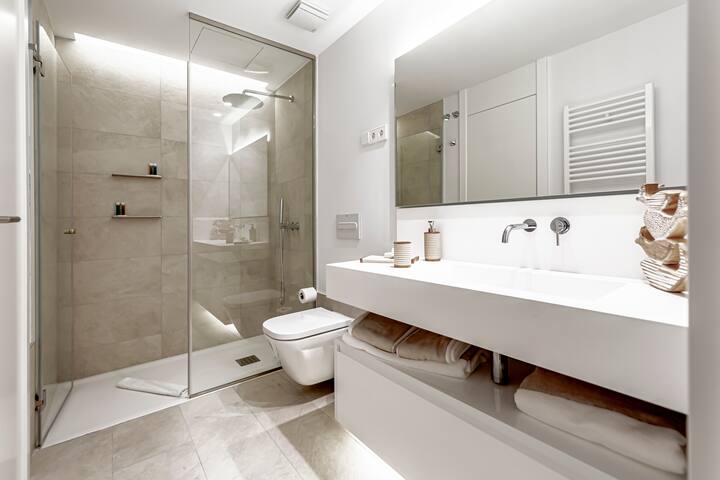 Chamberí Living – New Luxury Apartment (B+C) gallery image 5