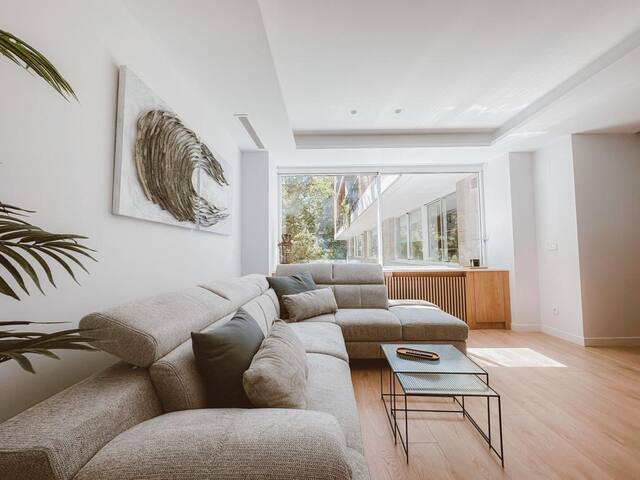 Chamberí Living – New Luxury Apartment (D+E) gallery image 5