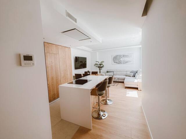 Chamberí Living – New Luxury Apartment (D+E) gallery image 3