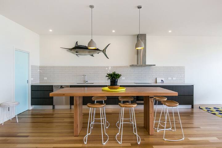 On The Beach gallery image 3