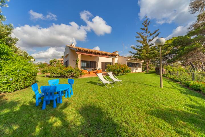 Villa Es Pinaro – Beach Front gallery image 3