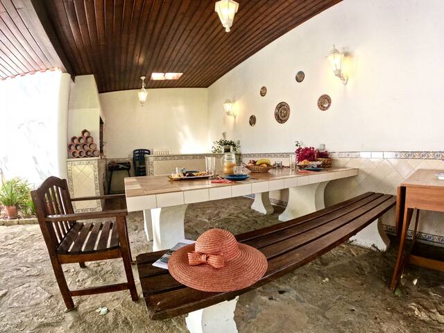 Yucca gallery image 4