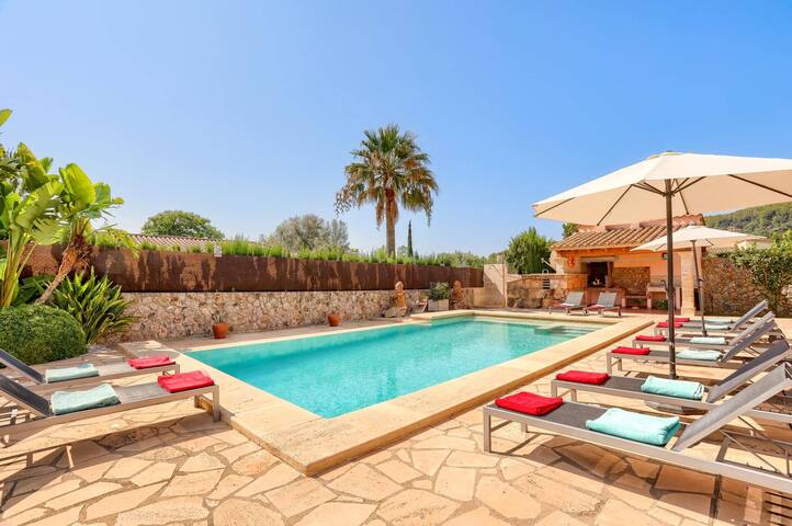 Villa La Boveda by Villa Plus gallery image 2