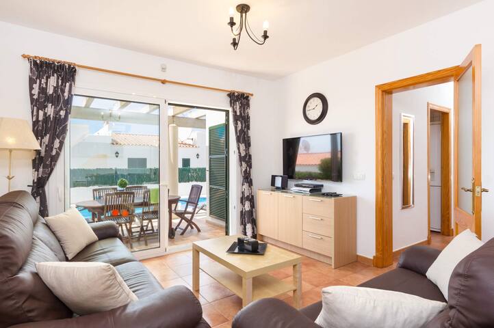 Villa Leander by Villa Plus gallery image 5