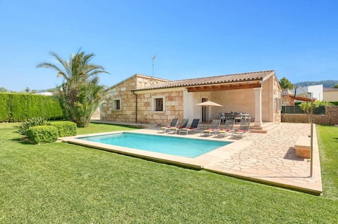 Top Airbnb: Villa Les Pells by Villa Plus en Sa Pobla