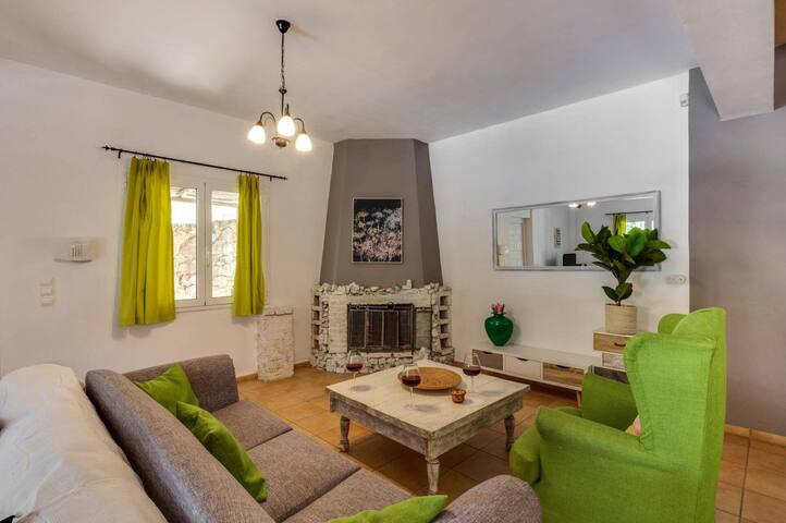 Villa Liostasi by Villa Plus gallery image 5