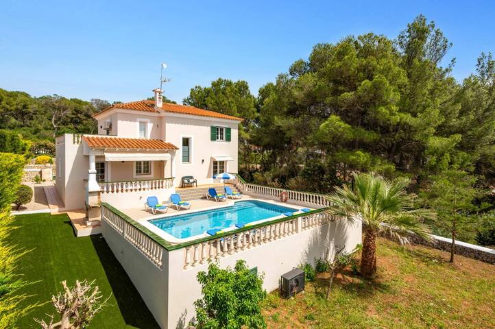 Villa Manuel by Villa Plus gallery image 2