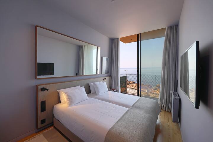 FLH Gilreu Beach Duplex with Sea View II gallery image 3