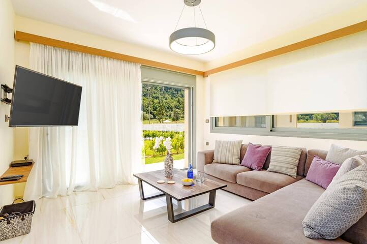 Villa Paleos Aegean by Villa Plus gallery image 3