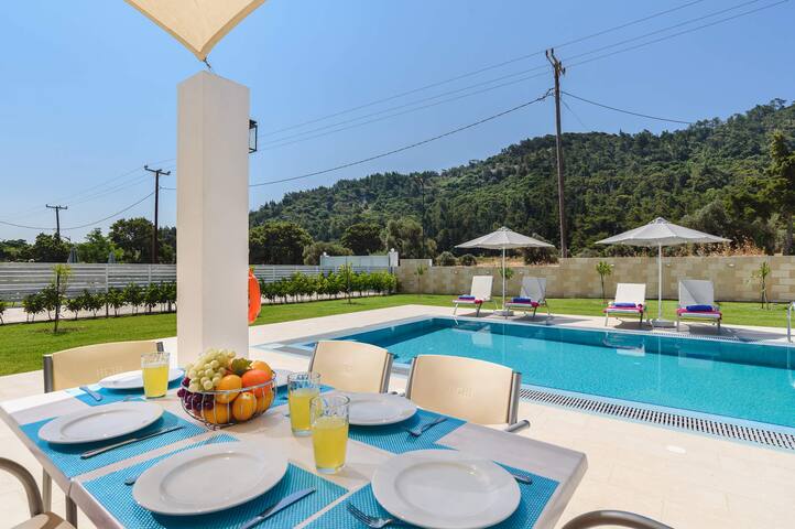 Villa Paleos Hillside by Villa Plus gallery image 3