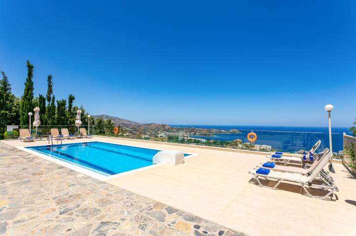 Villa Rami by Villa Plus gallery image 4