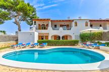 Villa Rudi by Villa Plus