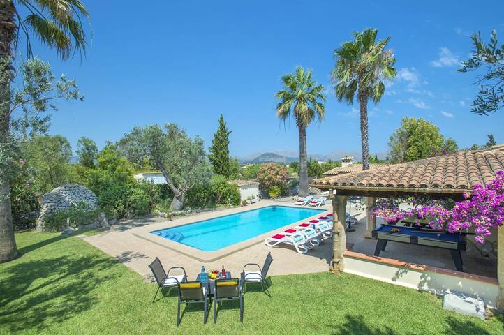 Villa Sebastian by Villa Plus gallery image 2