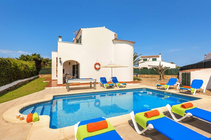 Villa Sol Blanc by Villa Plus gallery image 3