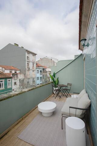 Liiiving in Porto – Downtown Quiet House gallery image 4