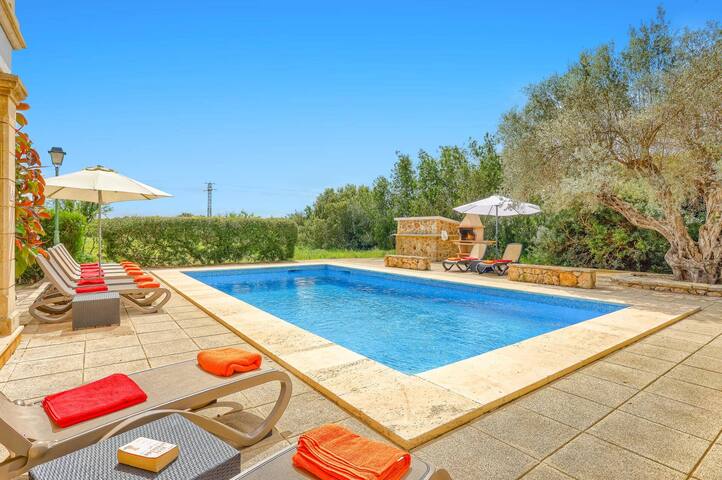 Villa Suau Gran by Villa Plus gallery image 2