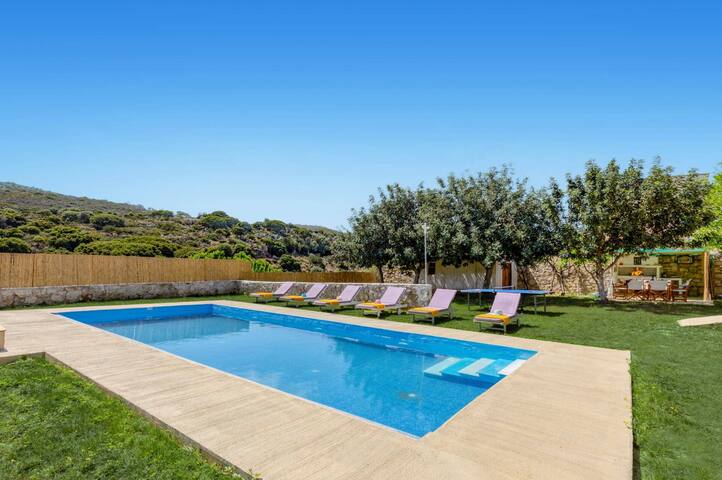 Villa Sunny Hill by Villa Plus gallery image 2