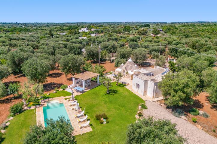 Villa Trullo Oro Verde by Villa Plus gallery image 2