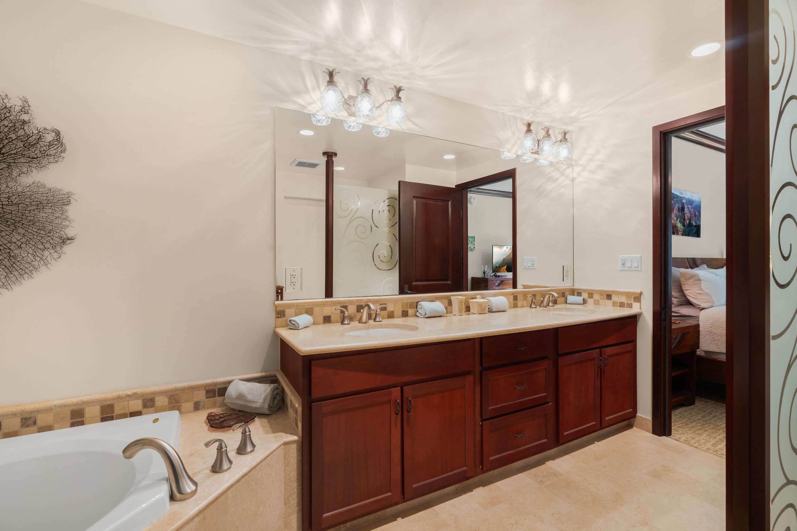 Condo in Kapaa · ★4.97 · 2 bedrooms · 2 beds · 3 baths - Photo 24
