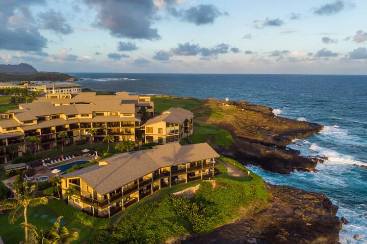 Waves Crash Below – 2 Bed with A/C, Pool & Hot Tub gallery image 2