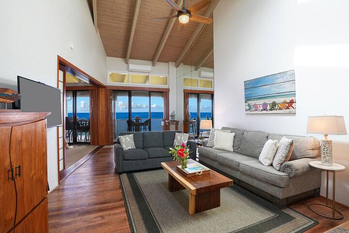 Waves Crash Below – 2 Bed with A/C, Pool & Hot Tub gallery image 5