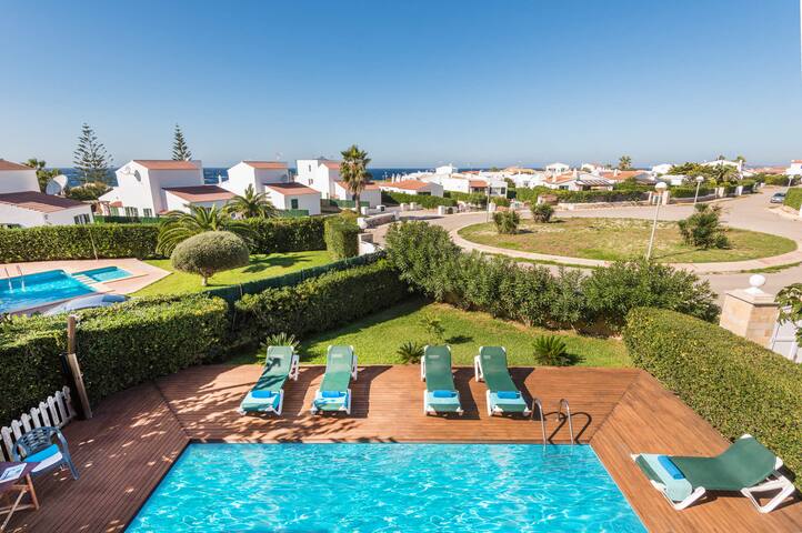 Villa Vera by Villa Plus gallery image 2