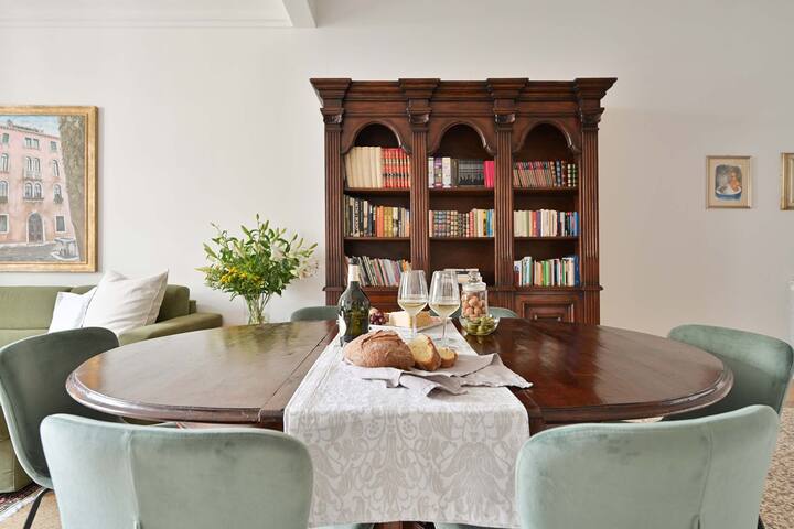 Traviata gallery image 5