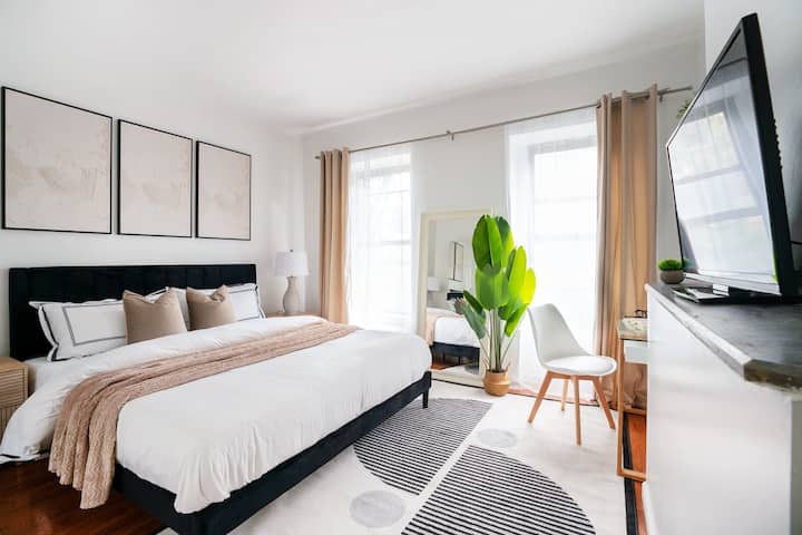 Prime Location 1br Newly Furnished - Manhattan, NY