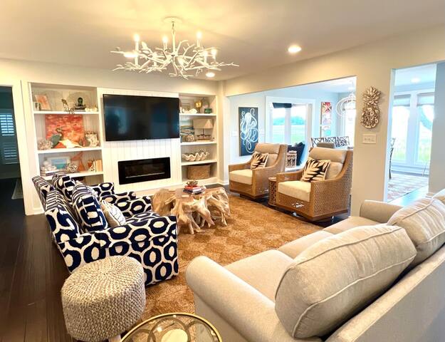 Sandpiper Property Management managed Airbnb listing 1