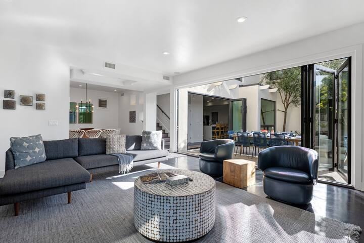 Ocean Views & Steps to Beach -Casa Kolmar La Jolla gallery image 3