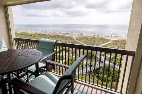 B166 Surf & Racquet -2 BR and 2BA Oceanfront, Pool