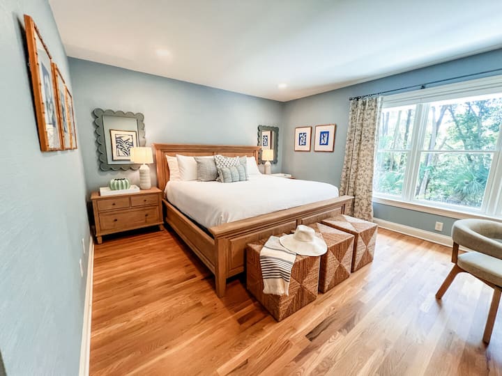 Dhoma e gjumit 1 - King - Suita kryesore - Smart TV, pa kabllo - Banjë private - Kati i parë