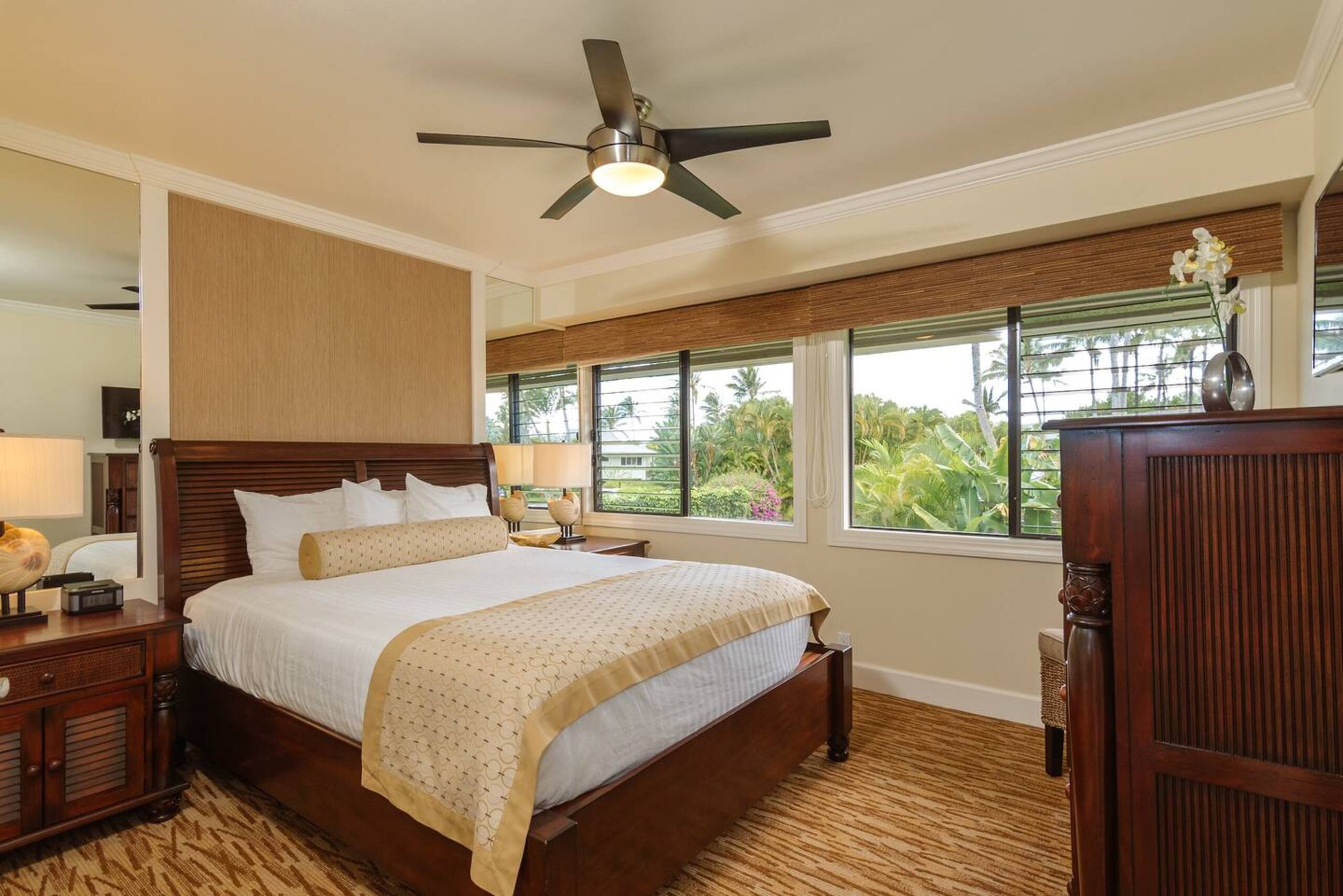 Condo in Princeville · ★4.89 · 2 bedrooms · 2 beds · 2 private baths - Image 22