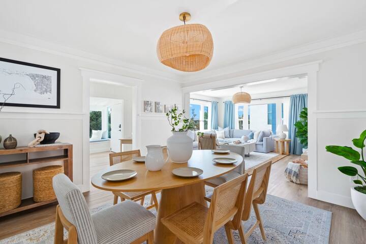 Manhattan Beach Escape | 2 Min Walk | Parking gallery image 2