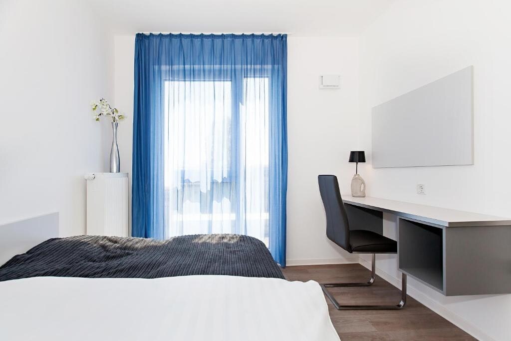 Popular Airbnb listing: Penthouse Apartment Duo from 7 nights in Oberschöneweide
