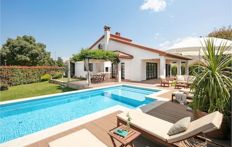 Villa Intima