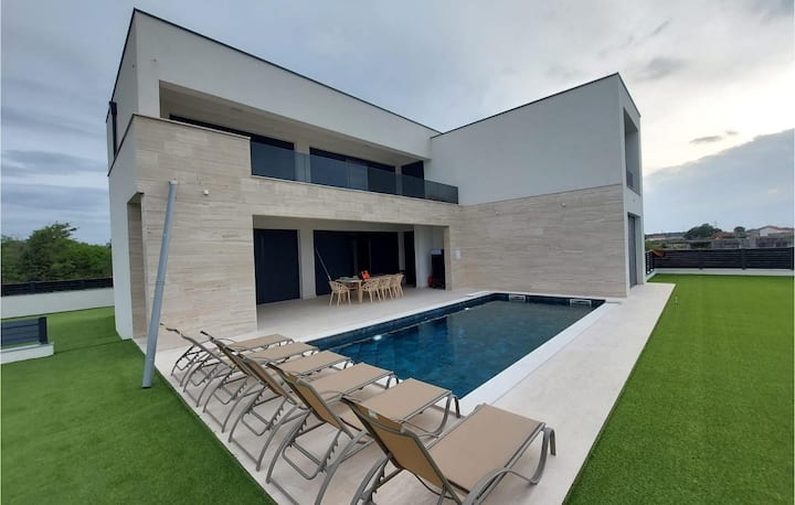 Villa Nin 2 - Zaton